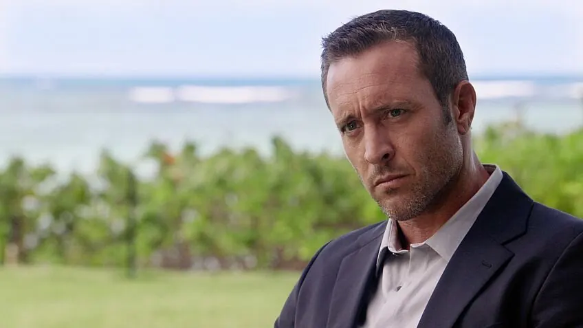 Hawaii Five-0 S8E05 At Kama'oma'o, The Land of Activities 대표 장면